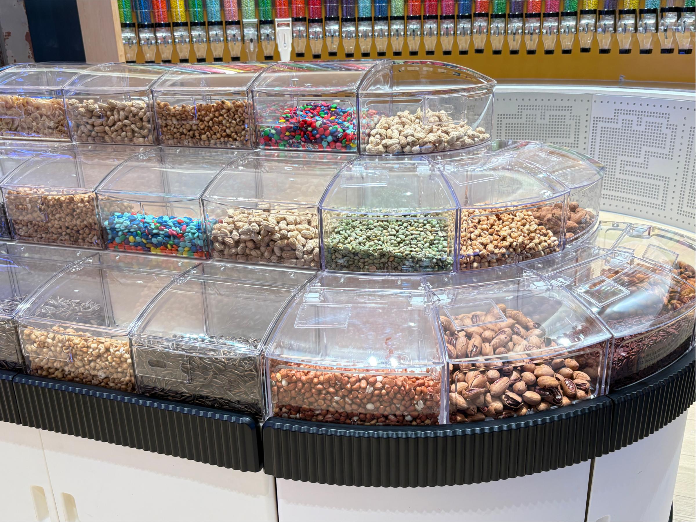 Увеличьте свое торговое пространство с помощью новых витринных решений Ecobox!